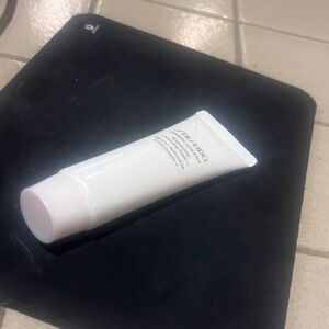 Shiseido White lucent brightening cleansing foam